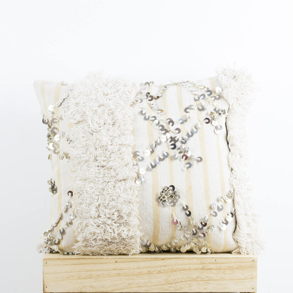 18"×16" Vintage Moroccan Cushion Cover