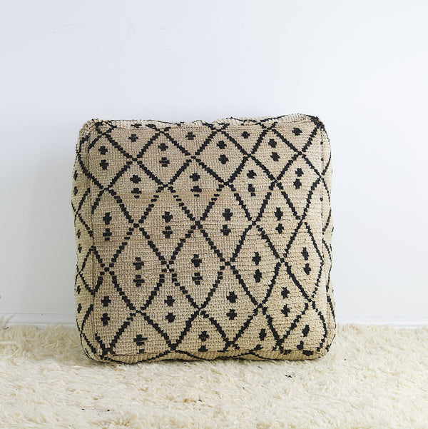 24''x24''x8'' Vintage Moroccan pouf