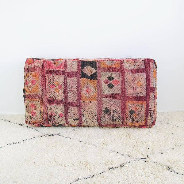 48''x24''x8'' Vintage Moroccan pouf